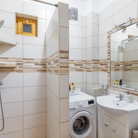 Apartament Downtown By Stn *